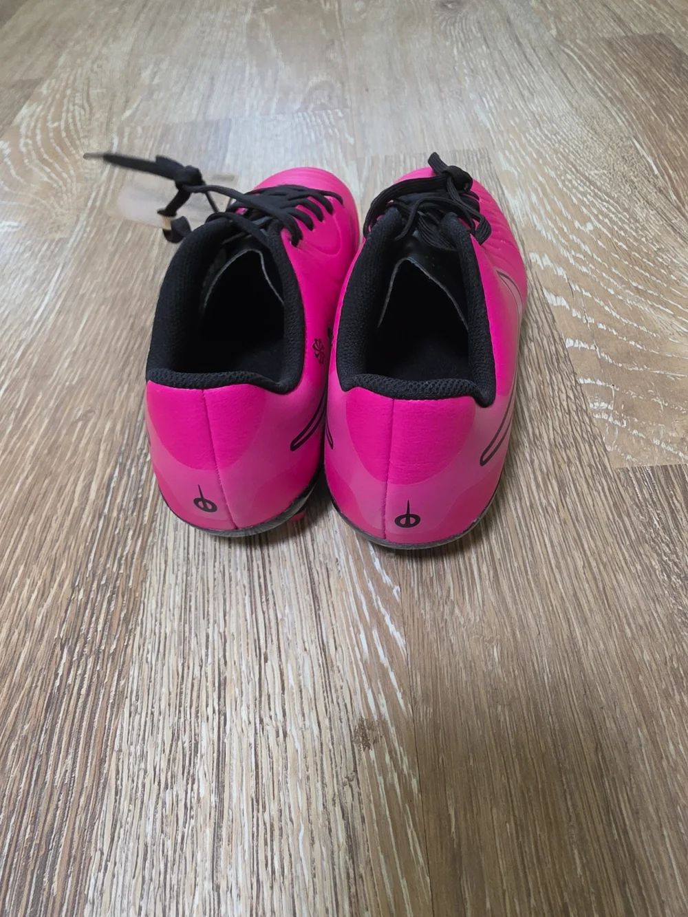 🔥NEW Nike Jr. Tiempo Legend 10 Club Big Kids' 5y FG AG Low Pink Soccer Cleats